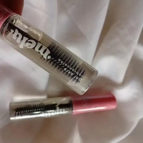 Producto - Gel Fijador de cejas Melu by Ruby Rose