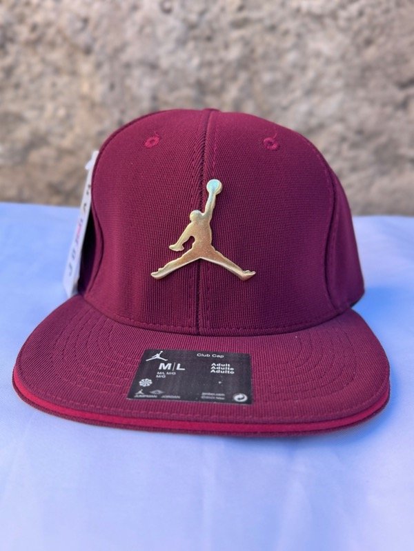 Producto - Gorra JORDAN BORDO