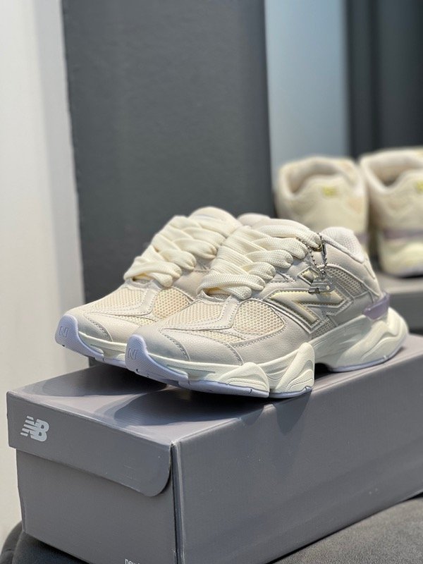 Producto - NEW BALANCE 9060 CREAM