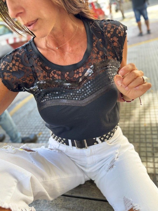 Producto - Remera Corazón Velvet Hint