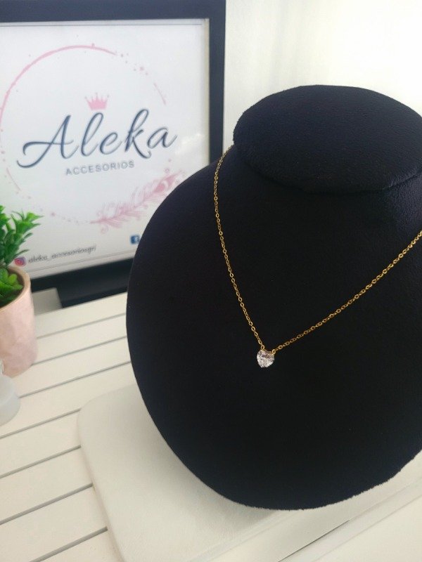 Producto - Conjunto corazón cubic de acero dorado - 4