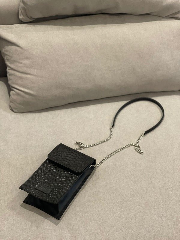Producto - Portacelular Isabella (Negro)