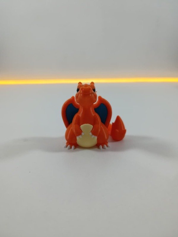 Producto - Figura Pokémon Charizard 5 cm