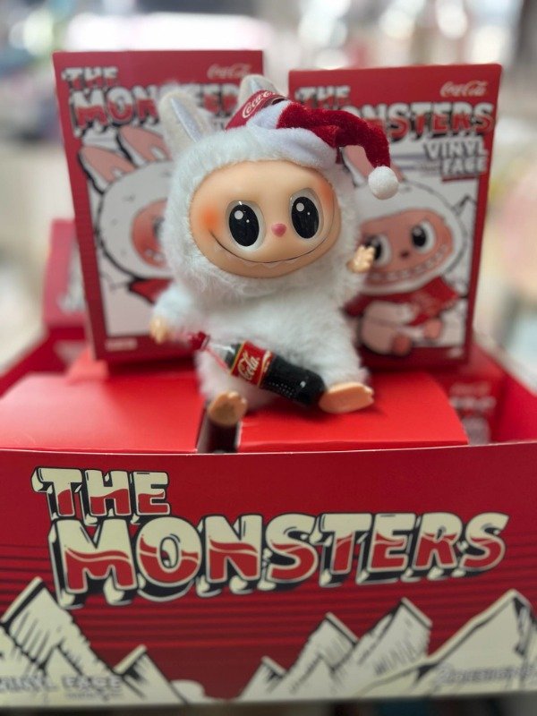 Producto - Labubu edicion Coca cola