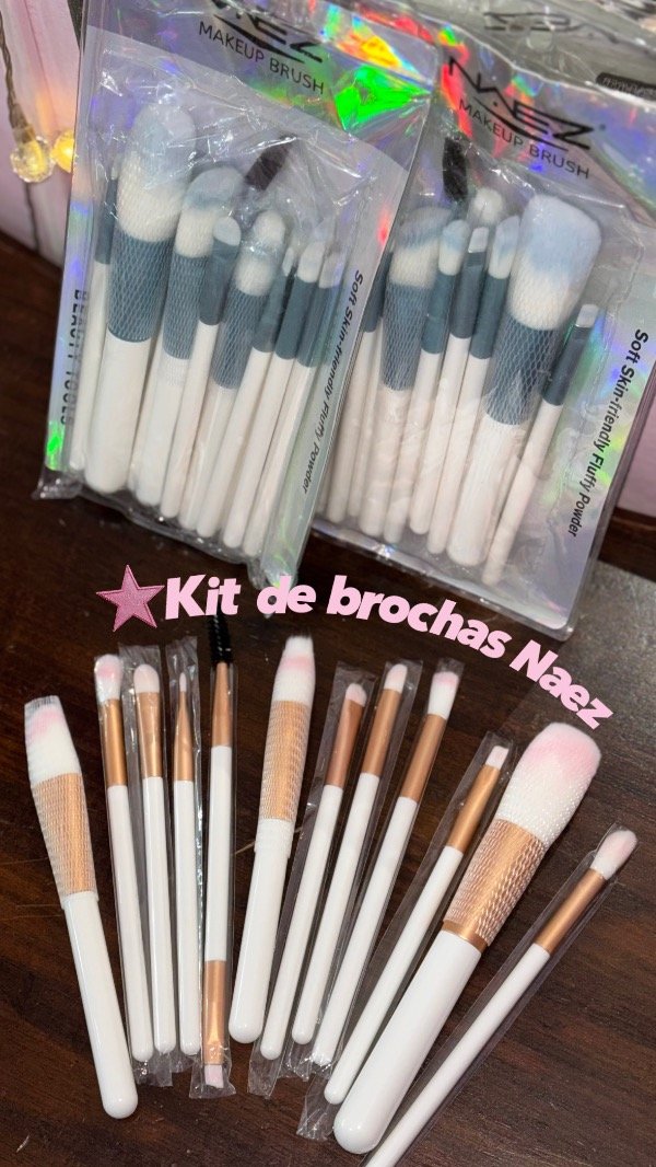 Producto - Kit 15 brochas Naez full face