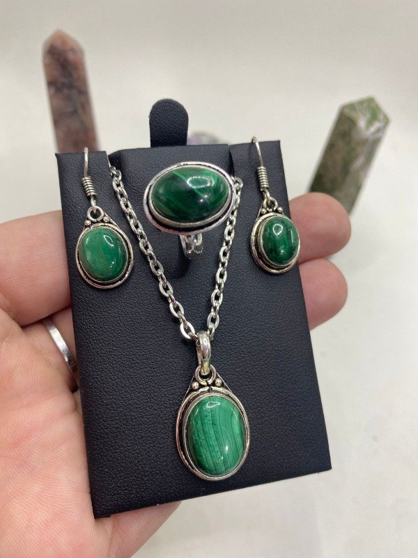 Producto - Conjunto Tres Piezas de Piedras Naturales Baño en Plata