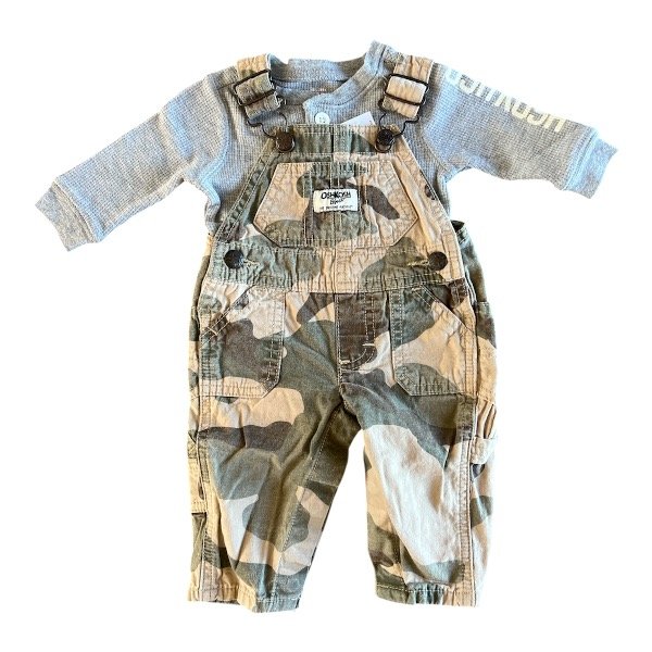 Producto - CONJUNTO OSHKOSH JARDINERO +BODY - 3 MESES