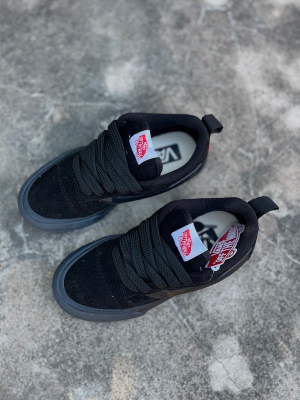 Producto - Vans Knu - full black - 2