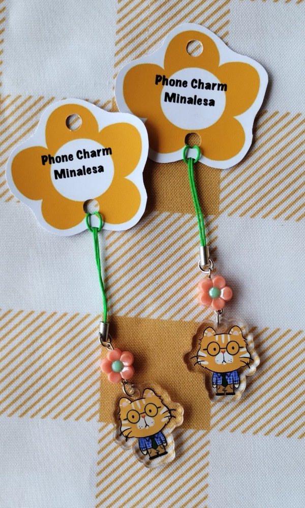 Producto - Charm Gatito Oficinista