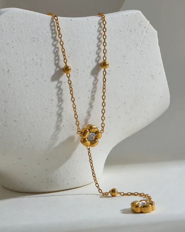 Producto - Corbatero Rihanna