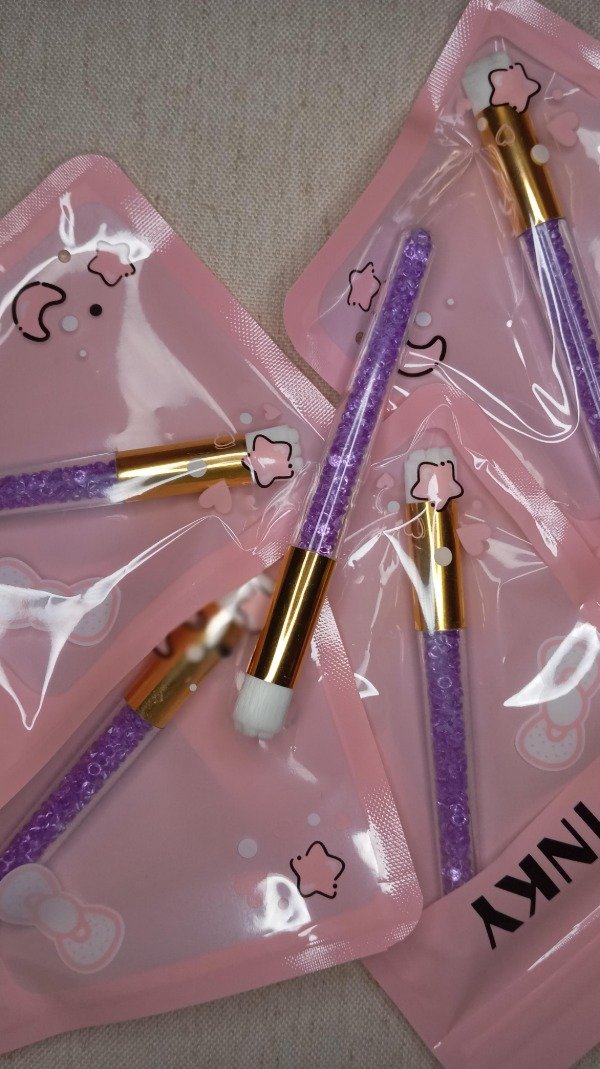 Producto - BROCHA PARA PESTAÑAS PINKY 1