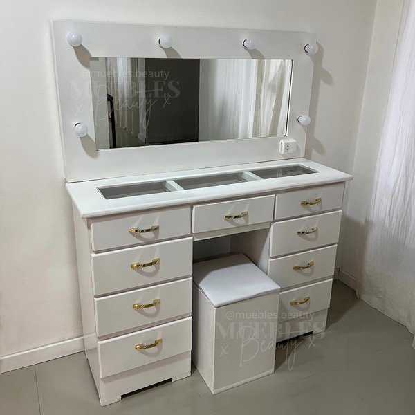 Producto - Maquillador XL