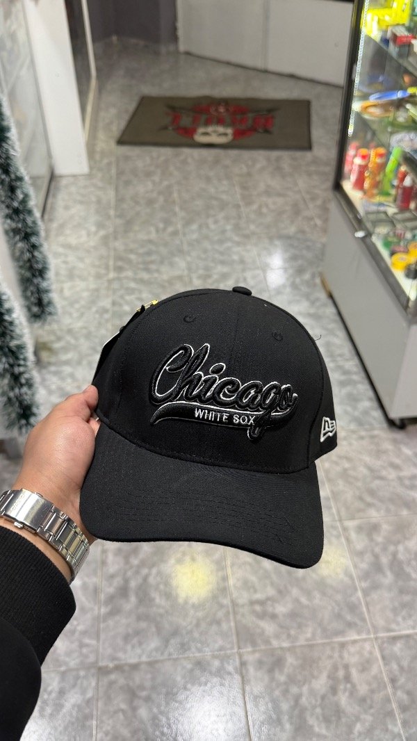 Producto - CAP REGULABLE CURVA CHICAGO NEGRA