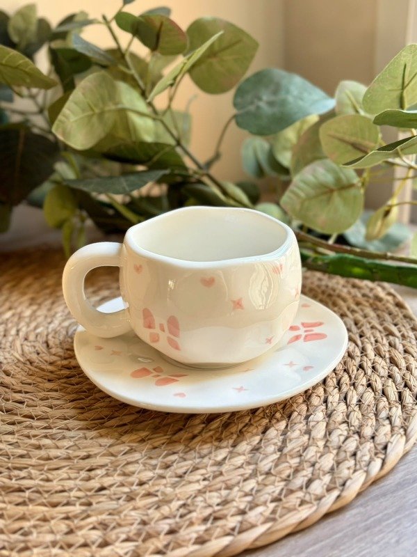 Producto - Taza  y plato de cerámica  Coquete
