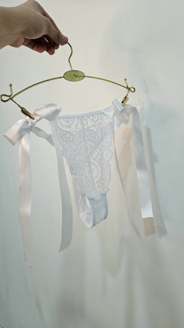 Producto - TANGA DE ENCAJE  CON LASO AL COSTADO A21 C - 3