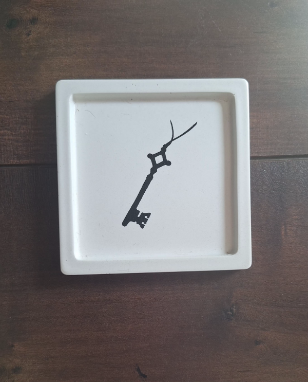 Producto - Posavasos Cuadrado Attack on Titan Llave