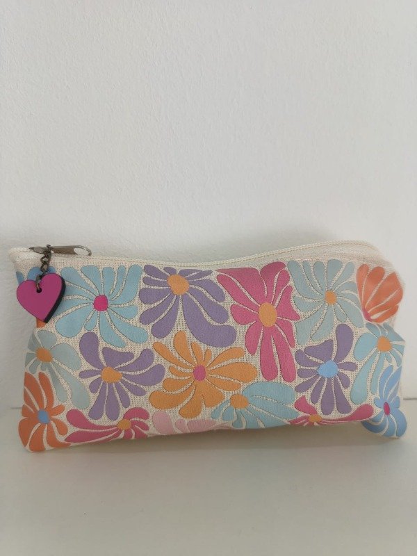 Producto - Cartuchera Margars / Multicolor - 2