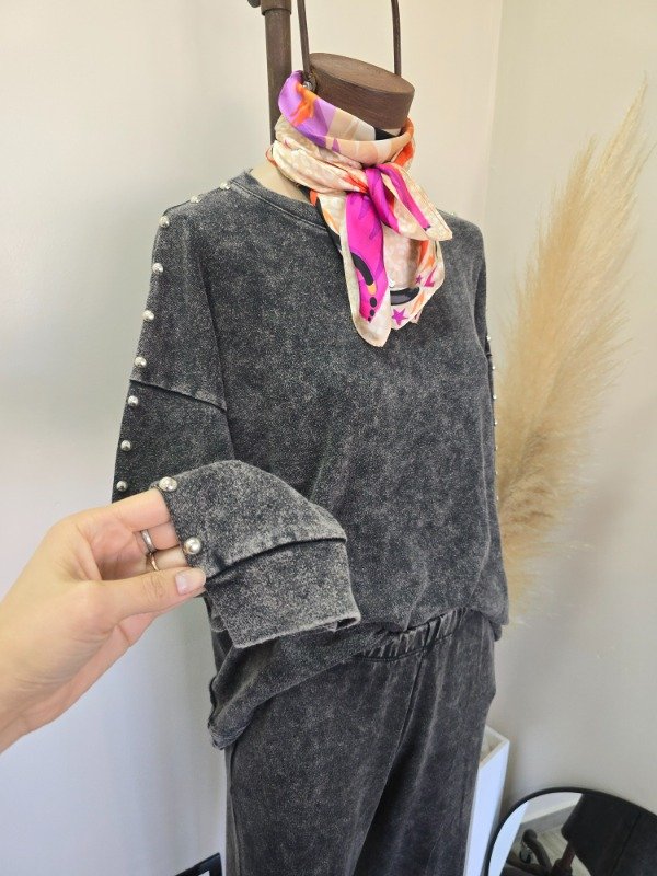 Producto - Buzo BATIK