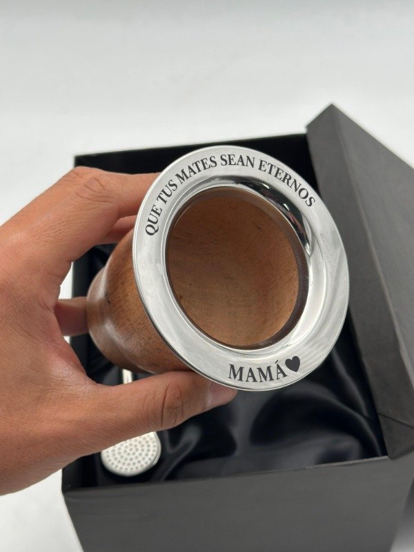Producto - MATE CAMIONERO DE ALGARROBO - MAMÁ 7