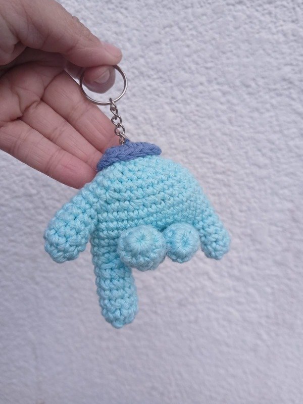 Producto - Mano con Dedos Flexibles Tejido a Crochet - Llavero / Colgante - 9