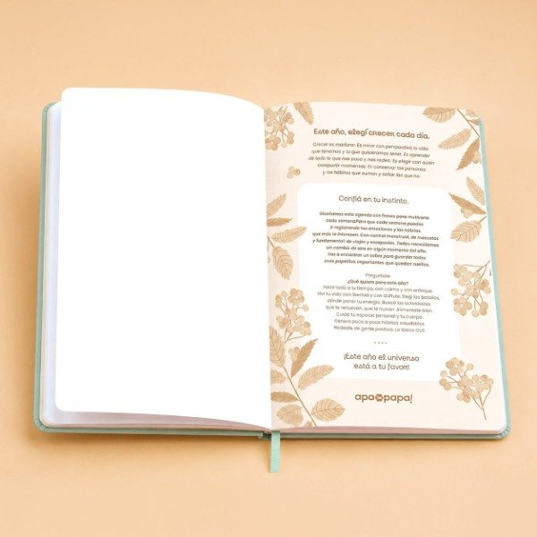 Producto - Agenda BORDADA A5 - 8