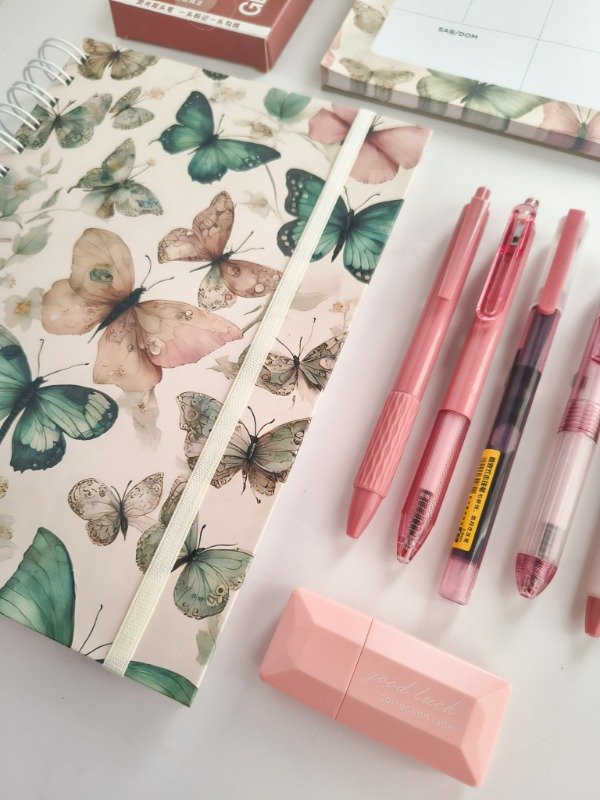 Producto - Combo cuaderno + organizador semanal + accesorios - Bordó - 4