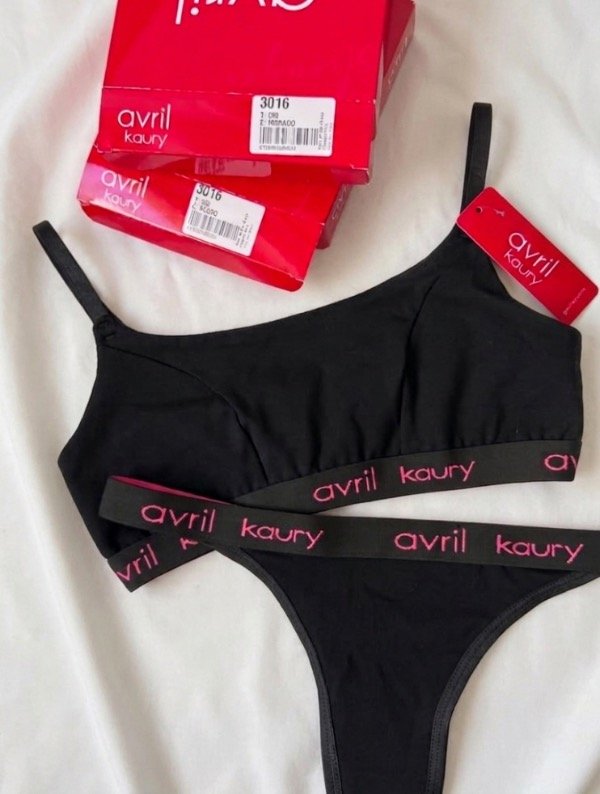 Producto - CONJUNTO DE ALGODON AVRIL - TALLE 90