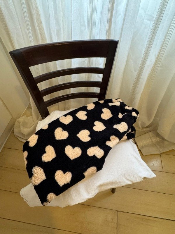Producto - Pant Polar Corderito Simple Corazon Negro