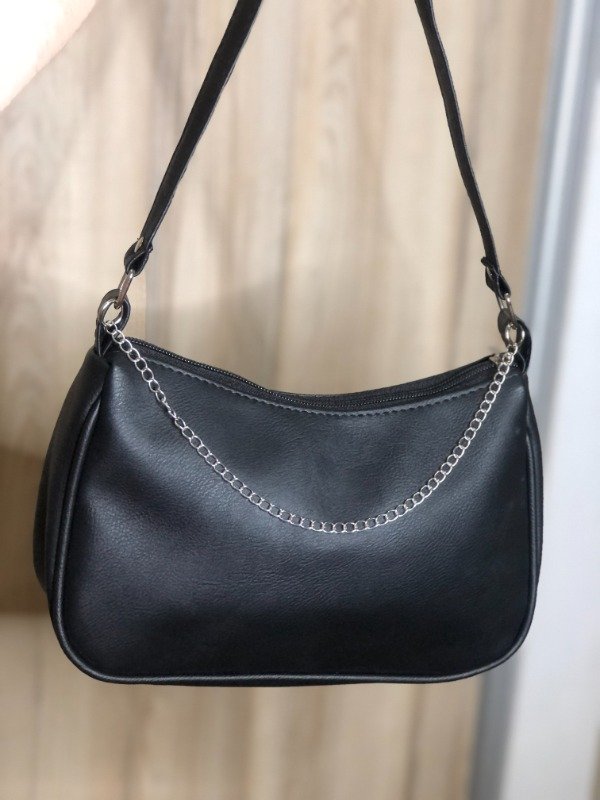 Producto - Mini bag negra con cadena