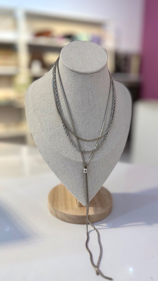 Producto - Collar corbatero