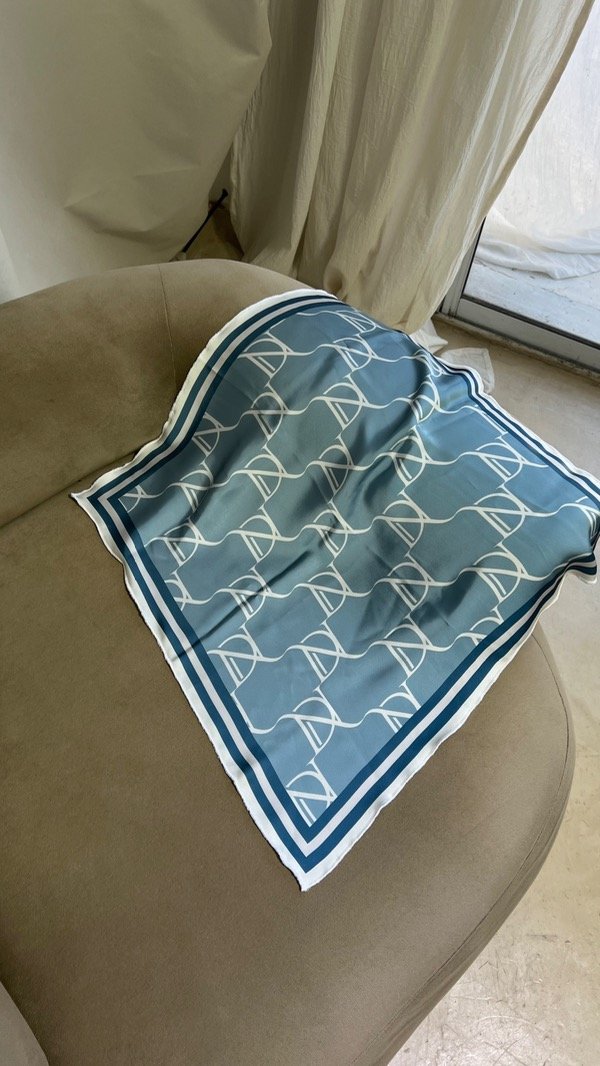 Producto - Pañuelo Light Blue