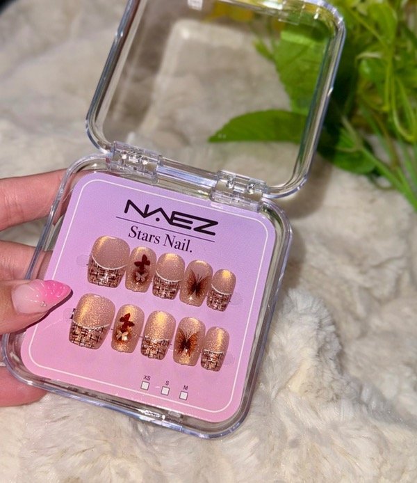 Producto - Uñas postizas mariposas Naez