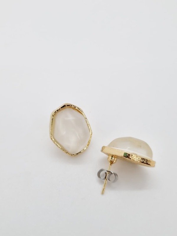 Producto - Aros acero dorado pasante gema pied nacar borde dor