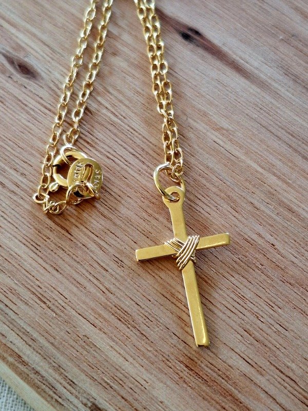 Producto - Collar cruz nudo - 0