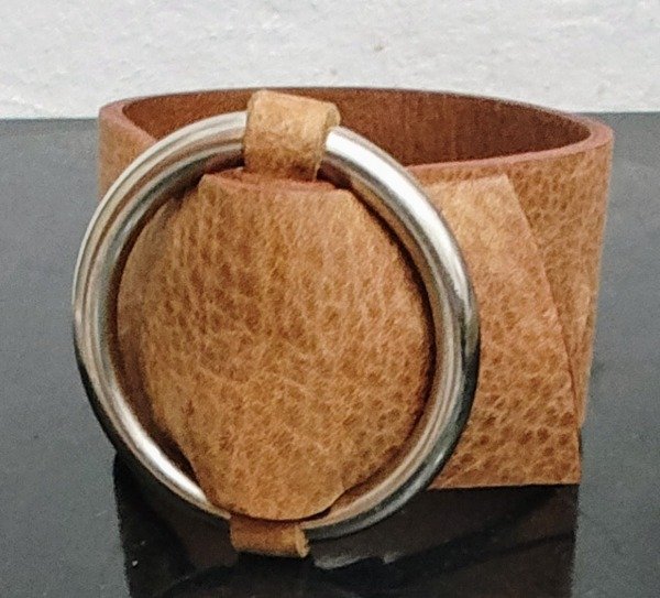 Producto - Pulsera Cuero color Suela con cierre círculo plateado