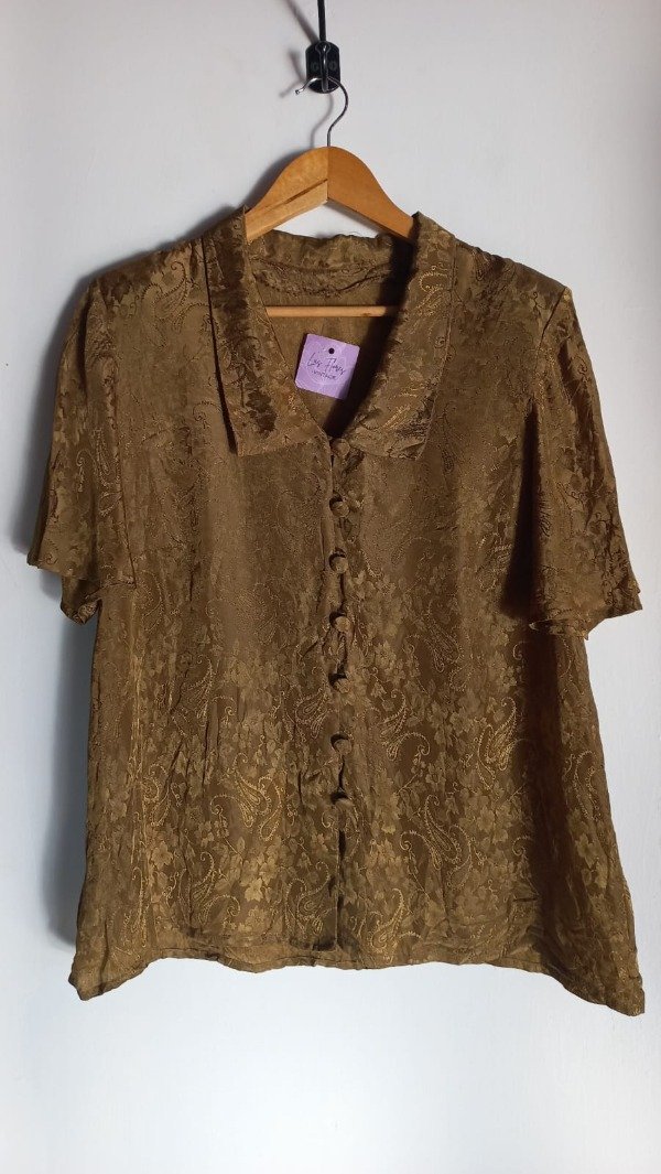 Producto - CAMISA VERDE BRILLANTE