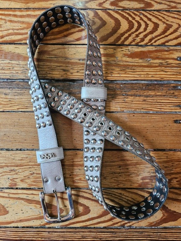 Producto - Cinturón Vesna Tachas