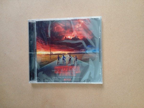 Producto - Stranger things BSO - The Police The Clash Duran Duran - Sony 2017