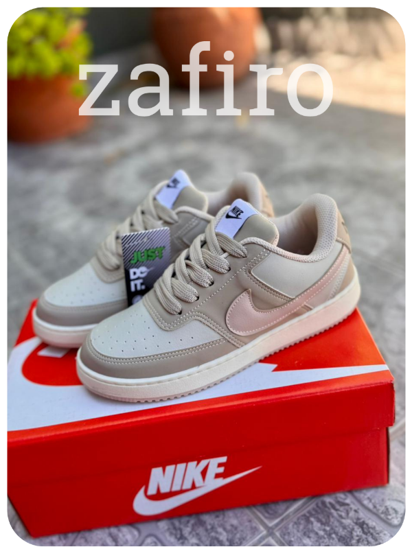 Producto - Nike Court Vision