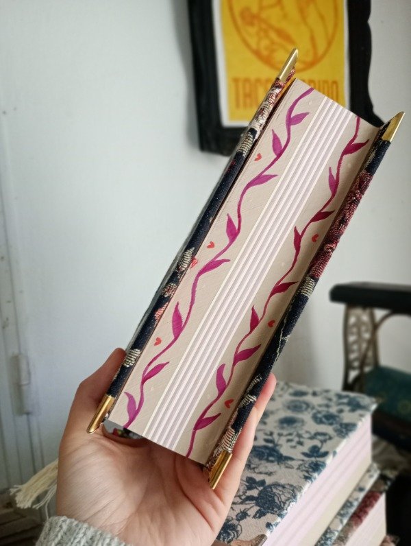 Producto - Cuaderno 500 hojas pintados a mano