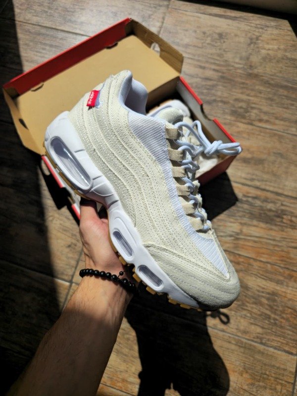 Producto - Nike Air Max 95 Levis Light Orewood
