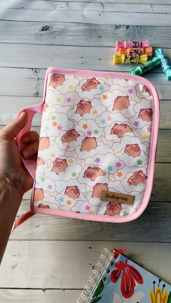 Producto - Cartuchera Infantil Luli Estampa Capibara y Estrellas