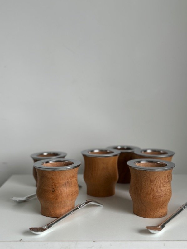 Producto - Mate camionero algarrobo - bombilla pico de loro de regalo