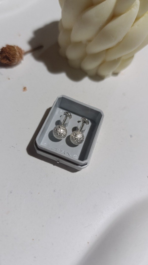 Producto - Abridor de plata bolita con brillos