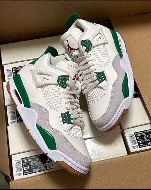 Producto - JORDAN RETRO 4 PINE GREEN