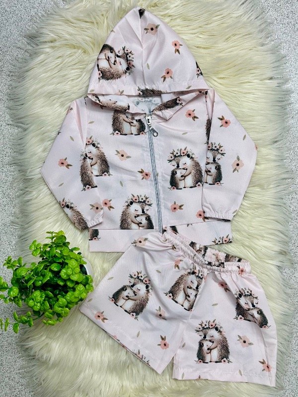 Producto - CONJUNTO ROMPEVIENTO ROSA ERIZO (CAMPERA + SHORT)