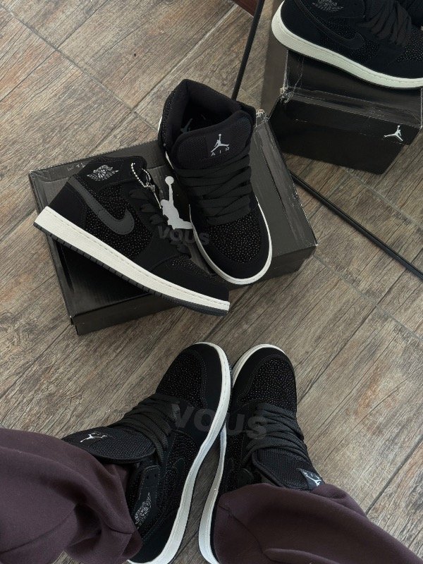 Producto - Jordan Brillos black