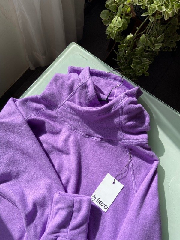 Producto - BUZO MICROPOLAR CON CAPUCHA VIOLETA