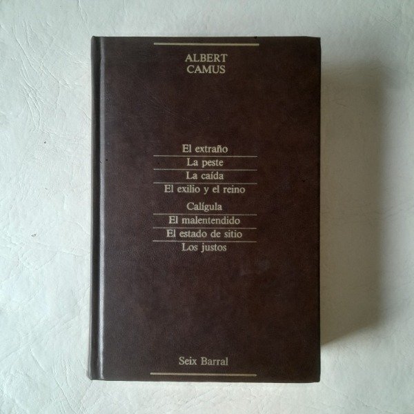 Producto - El extraño - La Peste - Camus