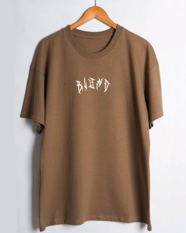 Producto - Remera Oversize Camel Blund